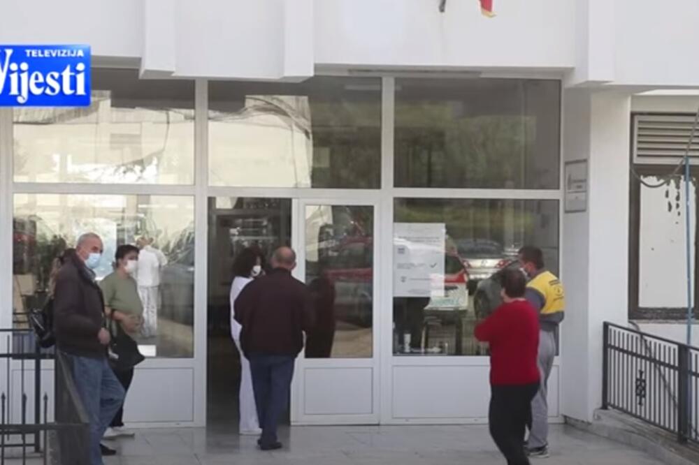 Detalj ispred bolnice u Baru, Foto: Screenshot/TV Vijesti