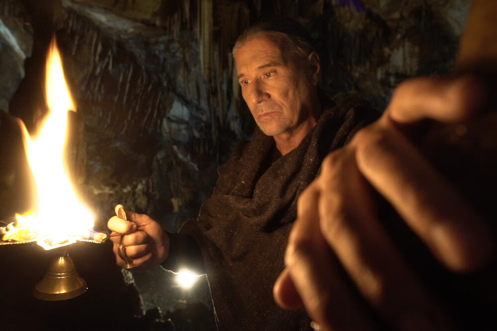 Kadrove za spot Karan snimao u zaštićenom prirodnom području - pećini Vranjač, Foto: Promo