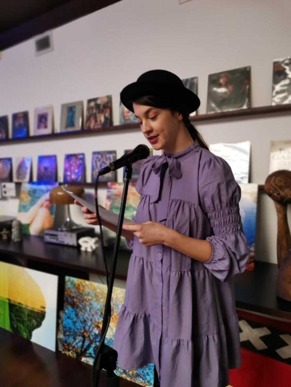 Jelena Đukić govorila poeziju