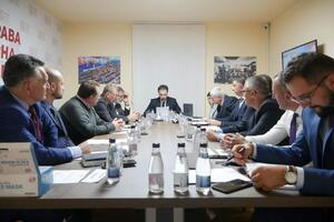 Prava Crna Gora: Jednoglasna podrška predlogu prve slobodne Vlade...