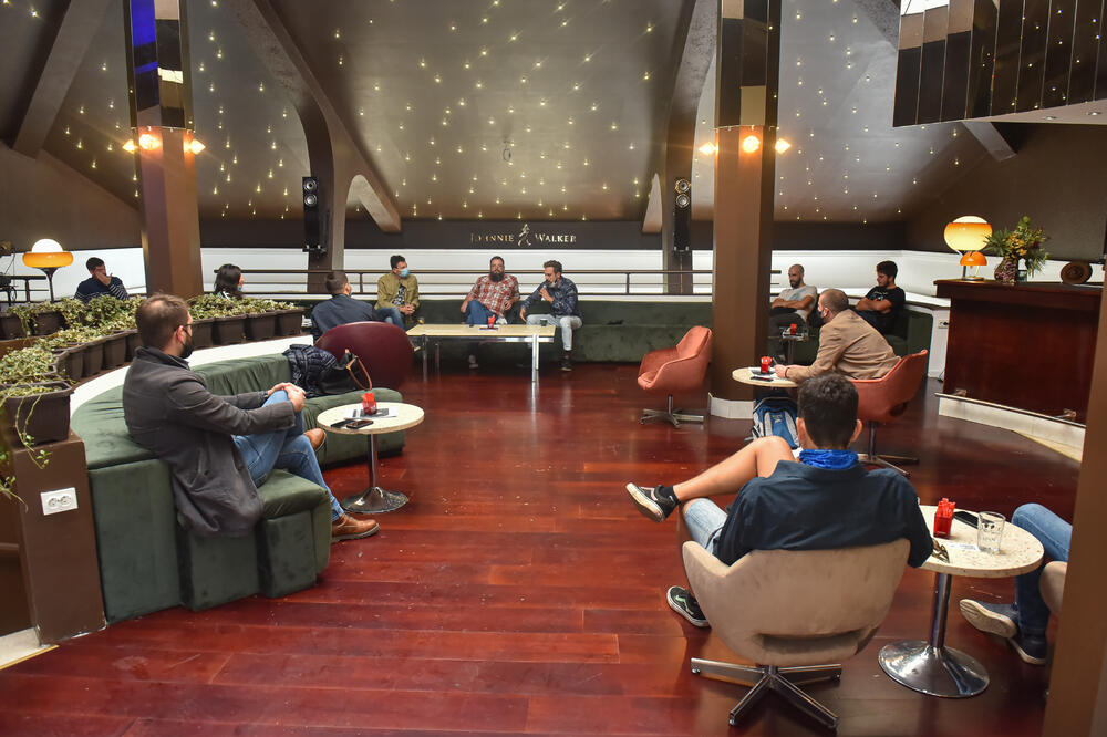 Ilija Pejović (s lijeva), Ivan Ivanović i Stefan Pantović na panelu, Foto: Damjan Spasojevic