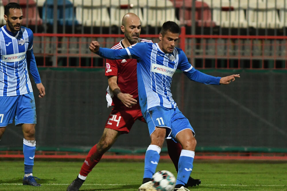 Samo četiri pobjede na 12 mečeva: Sa meča Sutjeske protiv OFK Titograda, Foto: Savo Prelević