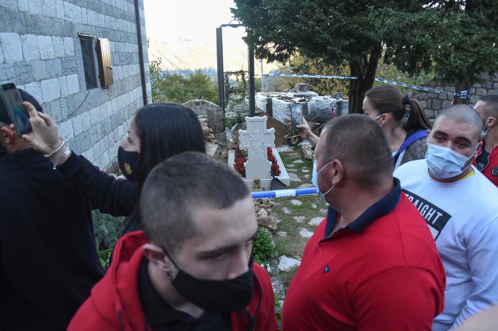 Sa jučerašnjeg protesta, Foto: Savo Prelević