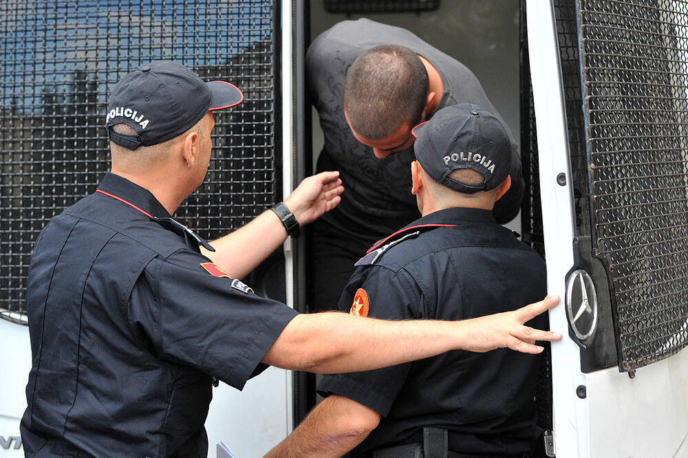 Arsenije Stanović nakon hapšenja, Foto: Savo Prelević
