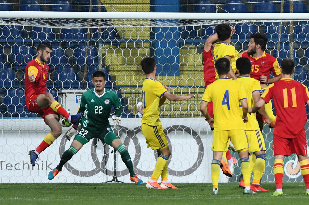 Sa jednog od ranijih mečeva mlade reprezentacije, Foto: Savo Prelević