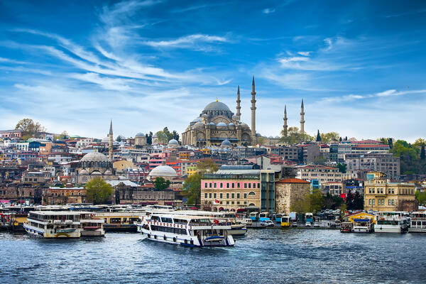 Turska započela potpunu vakcinaciju zaposlenih u turizmu