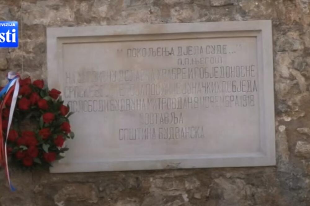 Spomen ploča srpskim oslobodiocima na zidinama Satrog grada u Budvi, Foto: TV Vijesti
