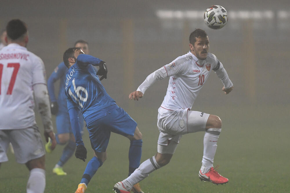 Jovetić na meču sa Azerbejdžanom, Foto: Savo Prelević