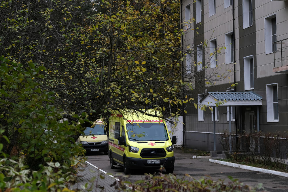 Zaposleni na klinici pod ogromnim pritiskom, Foto: Reuters