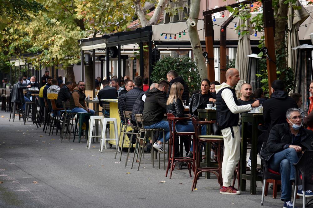 Bokeška ulica u Podgorici nakon stupanja novih mjera na snagu, Foto: Luka Zeković