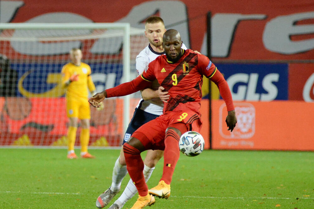 Lukaku u duelu sa Dajerom, Foto: REUTERS