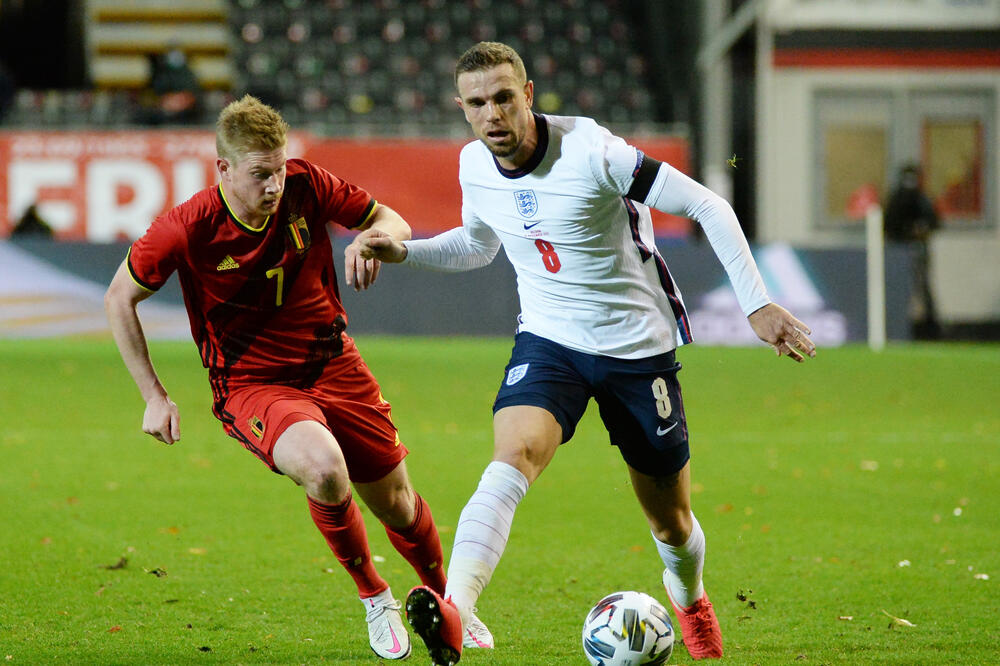 Henderson na sinoćnjem meču sa De Brujenom, Foto: Reuters