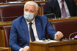 Marković: Mjesto za razgovor o Montenegro erlajnzu je u Parlamentu