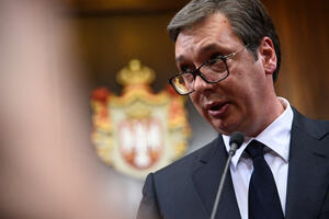 Vučić kaže da će osuditi Rusiju kada Zelenski osudi NATO...