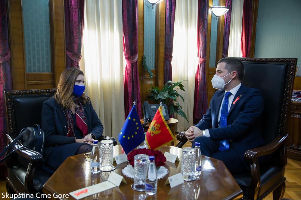 Popa i Bečić, Foto: Skupština Crne Gore