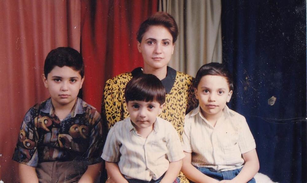 Rahal (u sredini) sa majkom i braćom u Siriji kad je imao tri godine