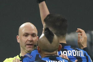 Inter će kazniti Vidala zbog isključenja protiv Reala