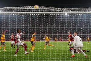 Treći domaći poraz Arsenala u nizu