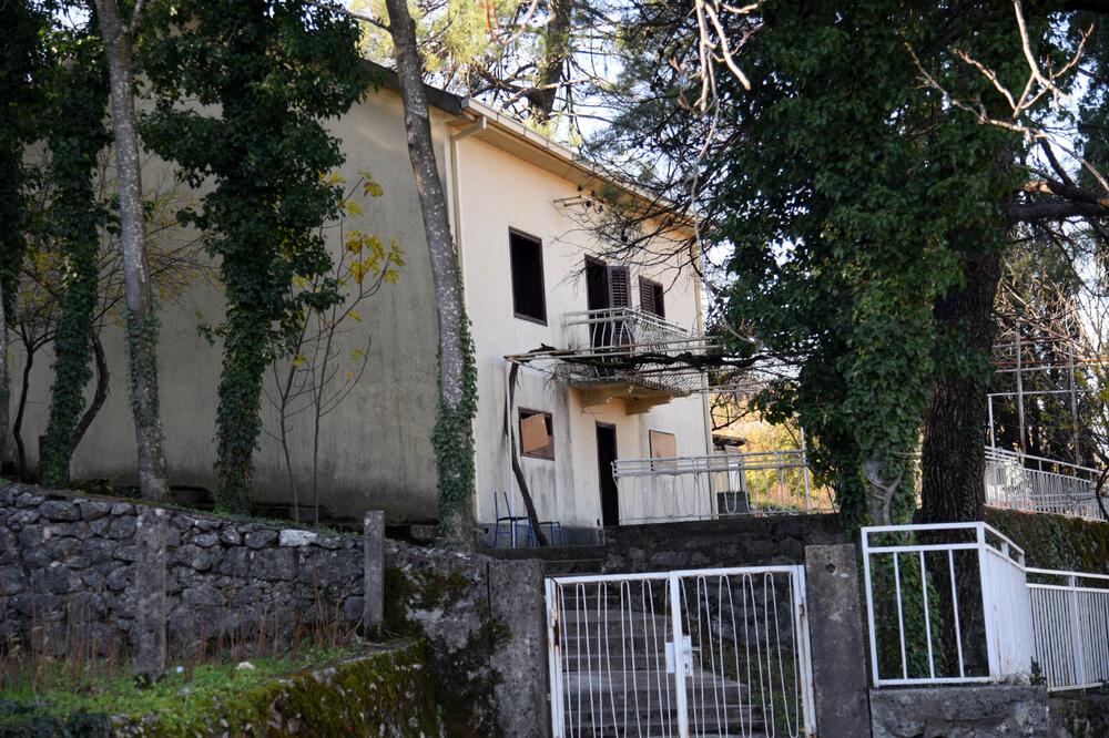 Zapuštena kuća Blaža Jovanovića, Foto: Boris Pejović