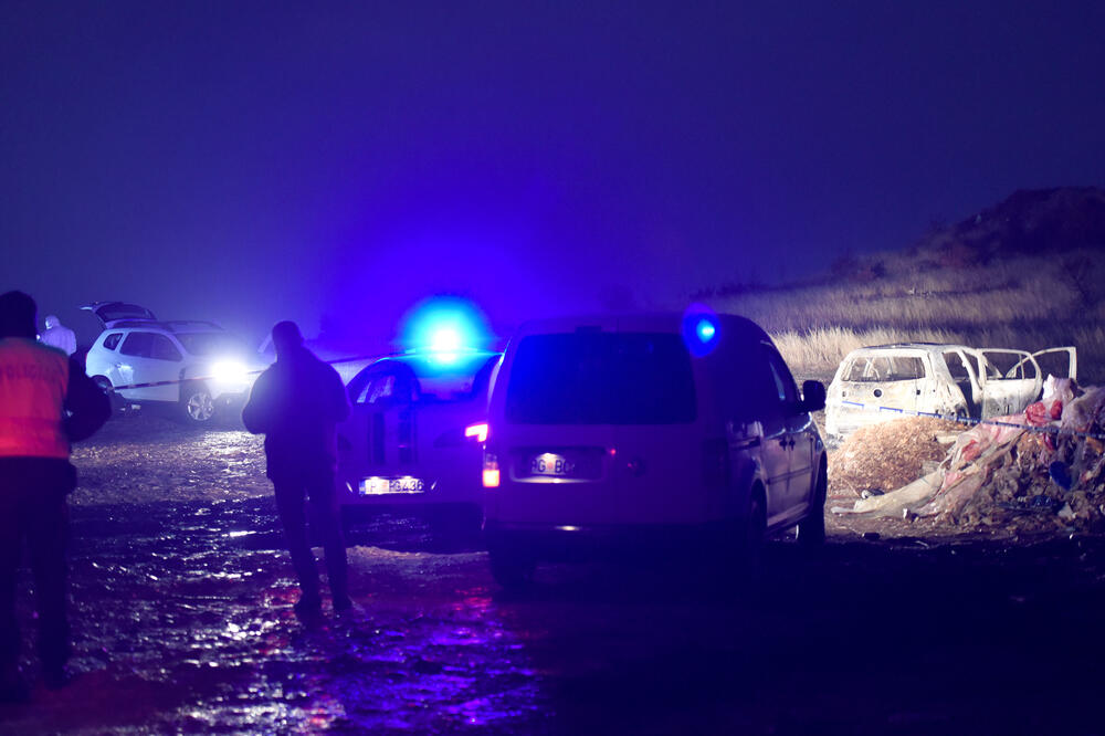 Uviđaj na mjestu gdje je zapaljen automobil korišten u napadu na Krstovića, Foto: Savo Prelević