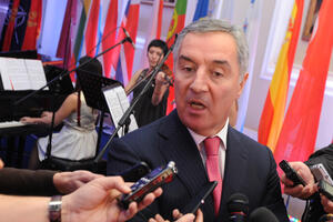Đukanović: NATO je bio i ostao put ka sigurnoj i stabilnoj...