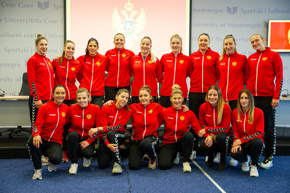 Ako budu igrale kao tim, mogu da iznenade: Rukometašice Crne Gore, Foto: Stefan Ivanović