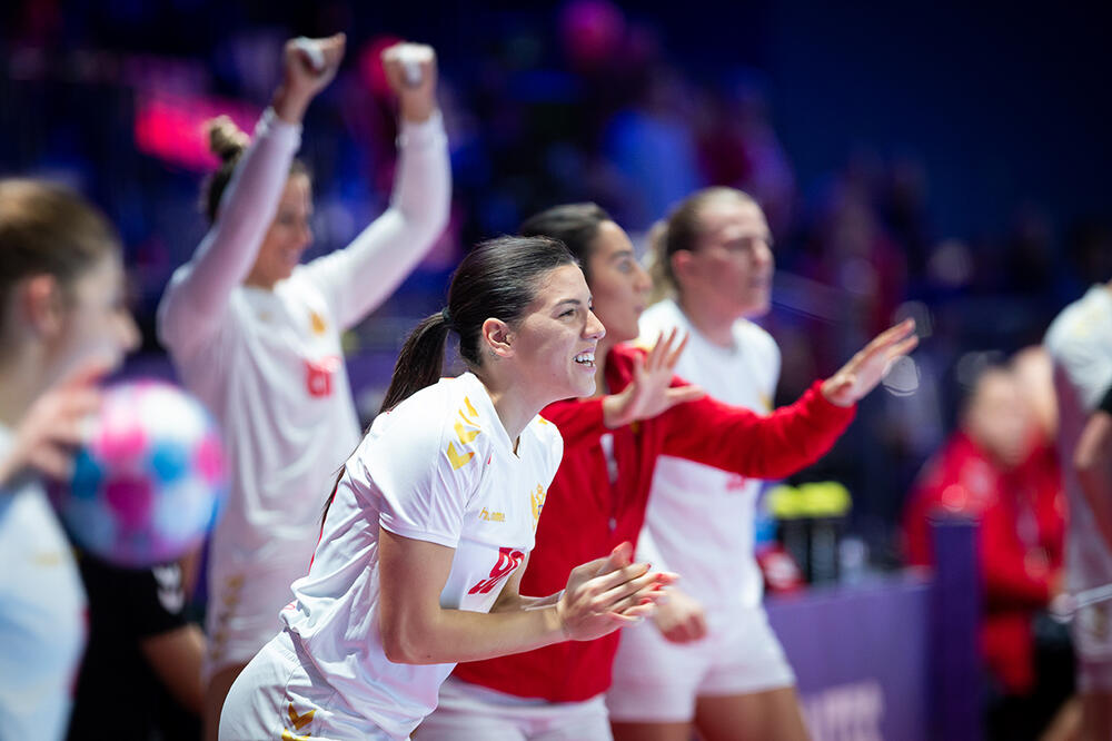 Crnogorske rukometašice sjutra u 18.15 igraju sa Francuskom, Foto: Jure Erzen/kolektiff