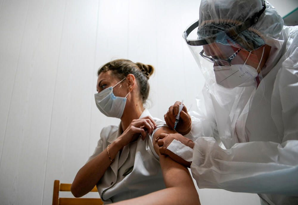 Vakcinisanje medicinskih radnika u Tveru