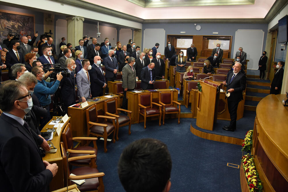 U Skupštini je juče izabrana 42. Vlada Crne Gore, u kojoj nema DPS, Foto: Boris Pejović