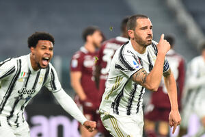 Bonući srušio "granatu" - Juventus preokretom do pobjede u...