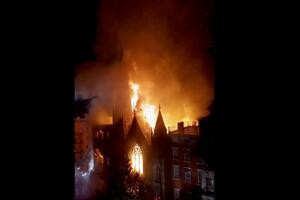 Njujork: Istorijska crkva izgorjela u požaru
