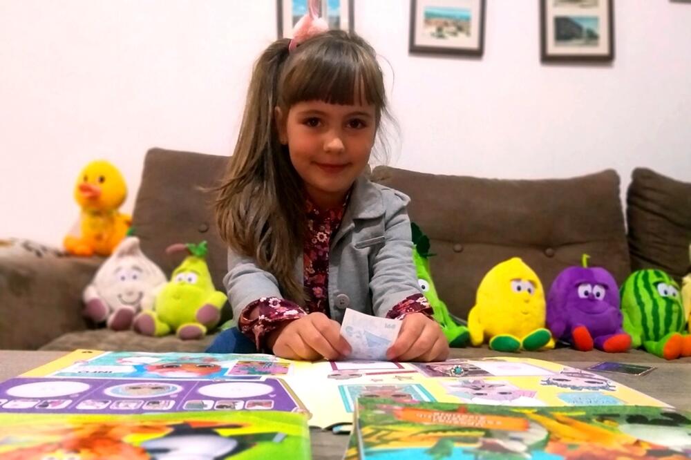 U kolekciji i albumi sa sličicama: Milica, Foto: Svetlana Mandić