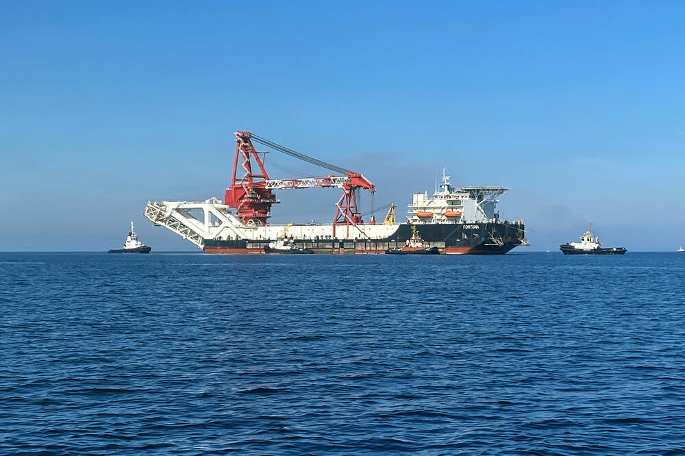 Ruski brod "Fortuna", Foto: Reuters