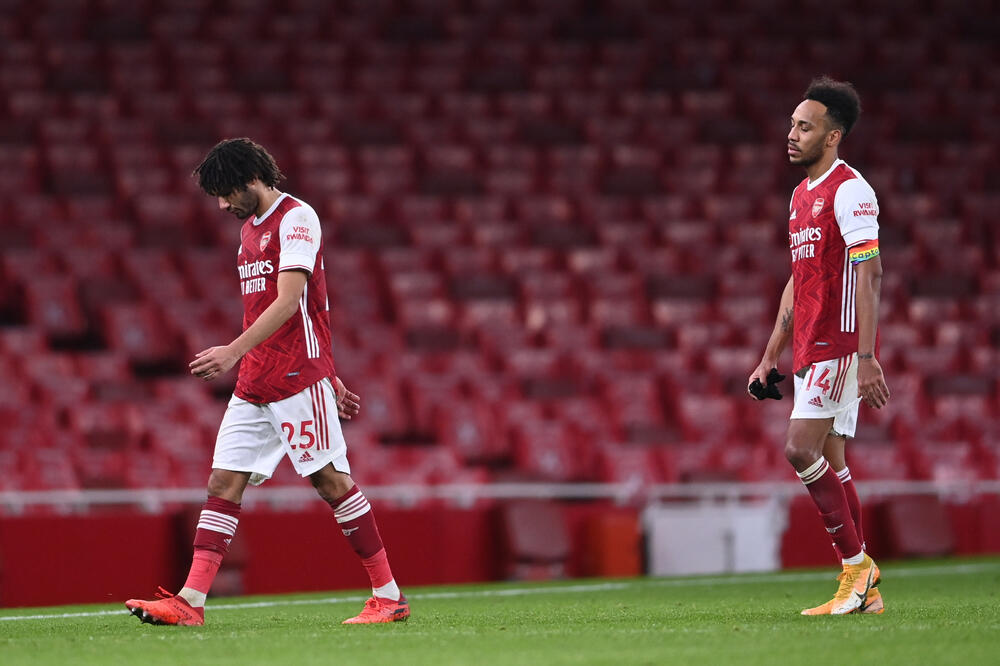 Elneni i Obamejang poslije sinoćnjeg meča, Foto: Reuters