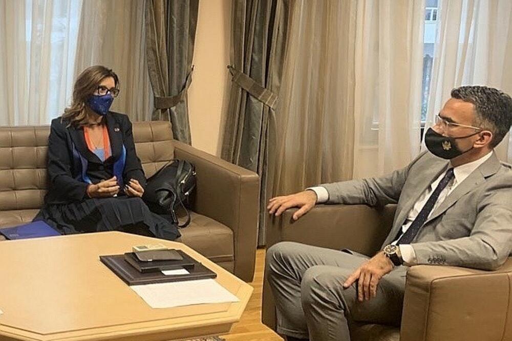 Popa i Leposavić, Foto: Gov.me