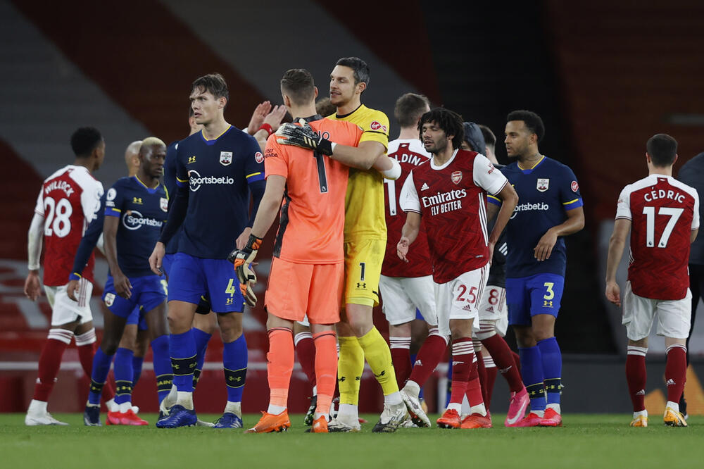 Igrači Arsenala i Sautemptona, Foto: Reuters