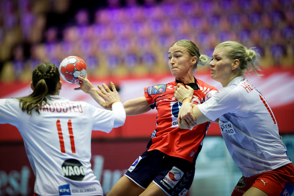 Stine Oftedal na utakmici sa Danskom, Foto: Jozo Čabraja/kolektiff