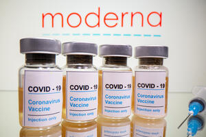 SAD: FDA odobrila vakcinu Moderne protiv koronavirusa