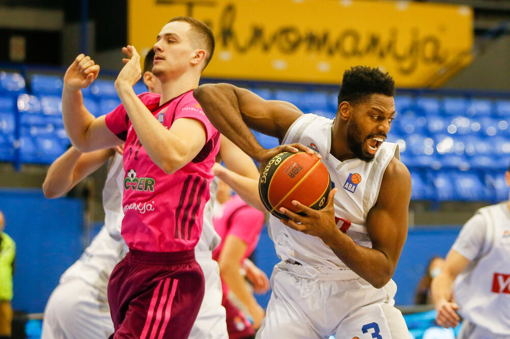 Duel Edžima i Simonovića, Foto: Mega Soccerbet/Ivica Veselinov