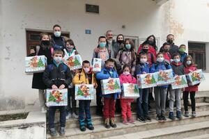 MZ Župa uručila poklone za 80 mališana