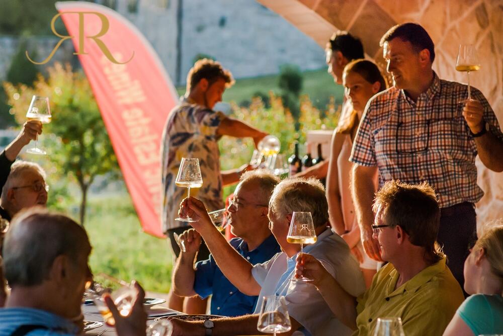 Prijatelji su uvijek dobrodošli