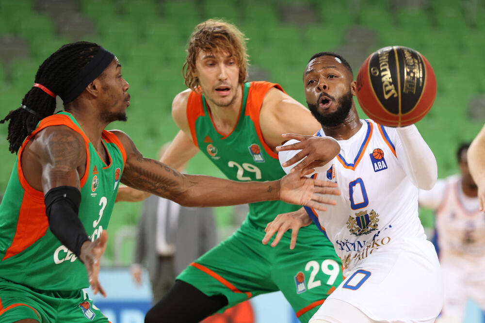 Fenomenalan u „Areni Stožice”: Džejkob Pulen, Foto: ABA liga/Aleš Fevžer