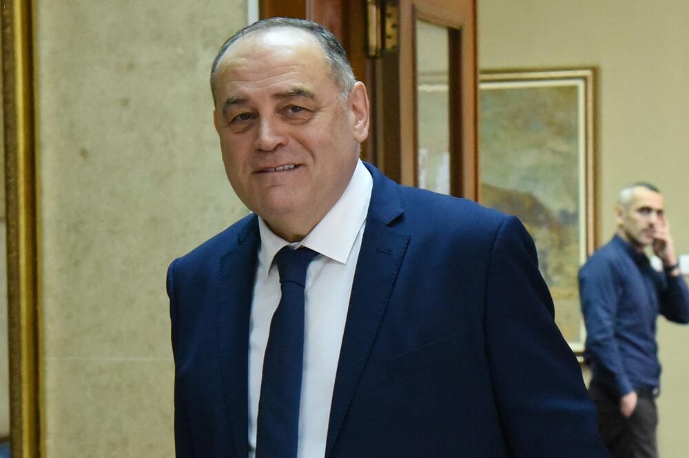 Iz Vlade u fotelju gradonačelnika Nikšića: Simović, Foto: Savo Prelević