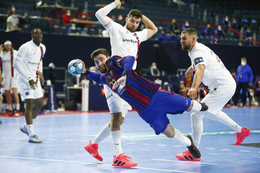 Ludovik Fabregas šutira na gol Pari Sen Žermena, Foto: Reuters