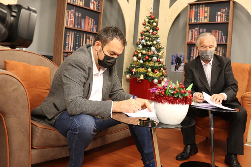 Golubović i Joknić potpisali ugovor, Foto: Goran Malidžan