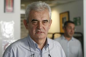Sahranjen Dragan Janjić, jedan od osnivača i dugogodišnji urednik...