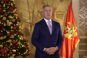 Đukanović: Božić da bude podstrek za odlučnije i odgovornije...