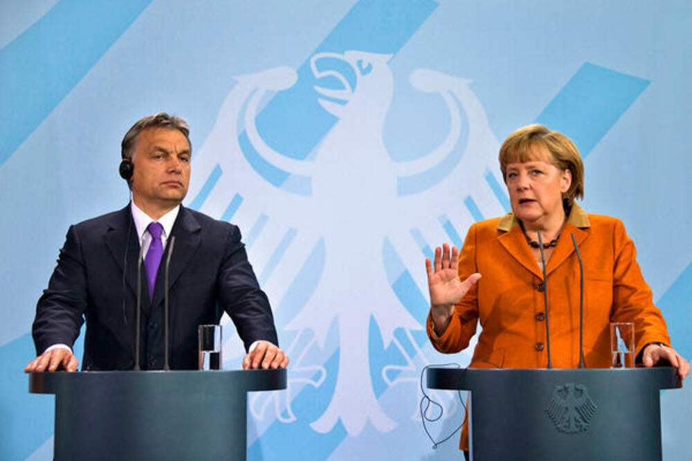 Orban i Merkel, Foto: Reuters