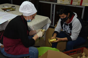 Hranu spremaju srcem