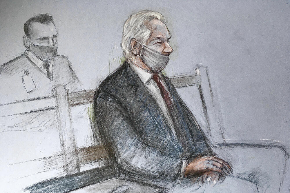 Crtež sudskog umjetnika koji prikazuje Asanža u sudnici, Foto: AP